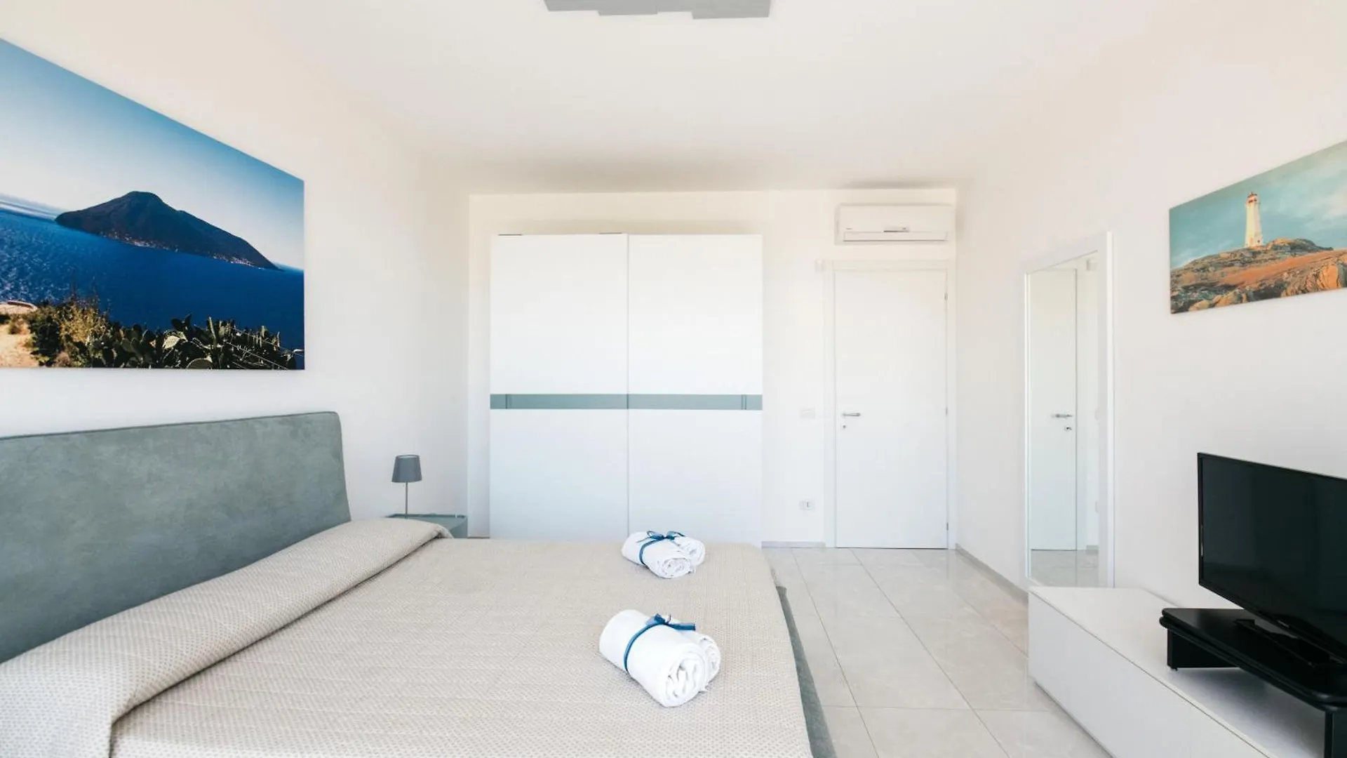 Minerva Luxury Apartment & Tulipan Apartment By Taormina Holidays