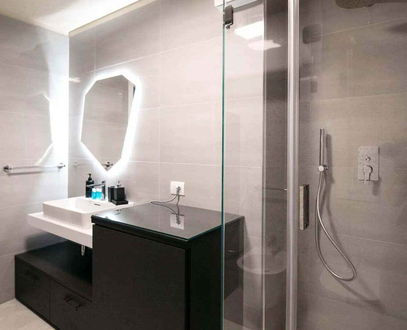 Minerva Luxury Apartment & Tulipan Apartment By Taormina Holidays